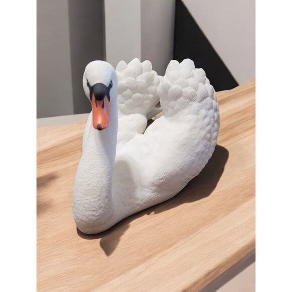 Vintage "The Royal Swan" Bisque Porcelain Swan; Van Ruyckevelt for Franklin Mint - Picture 3 of 8